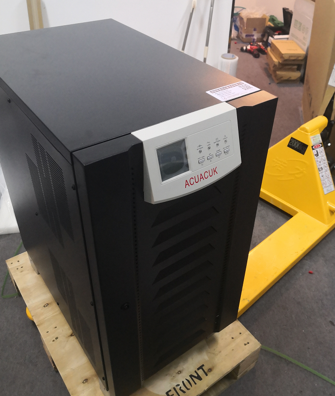 ups照明设备以及其它负载共计10KW,ups电源10kva价格“规格”和“型号”的区别是什么？