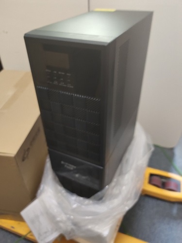 ups电源柜.配电UPS输入空开引线到UPS的输入接线柱